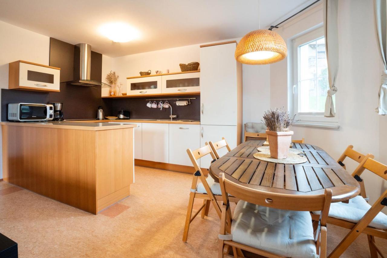 Alpine Apartments Marcella Zirovnica Luaran gambar