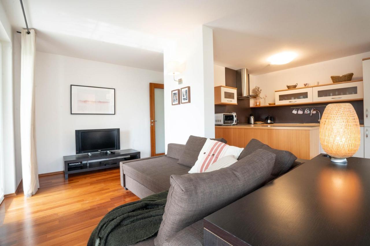 Alpine Apartments Marcella Zirovnica Luaran gambar